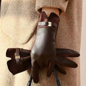 Women Winter Tech Gloves Brown